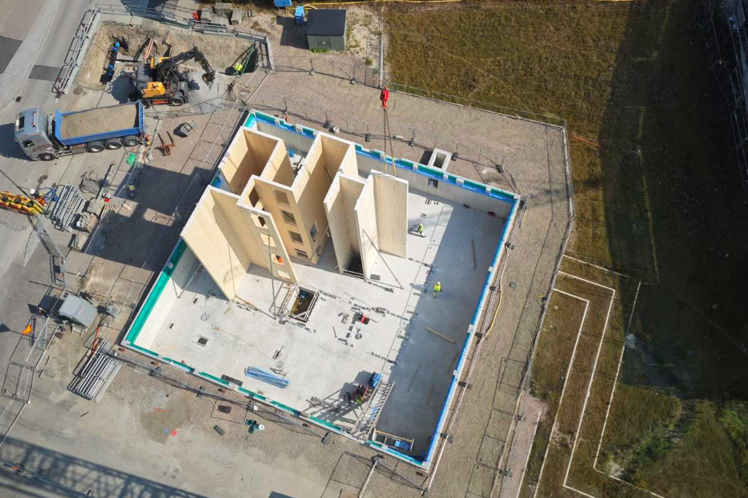 NUOVO EDIFICIO MULTIPIANO